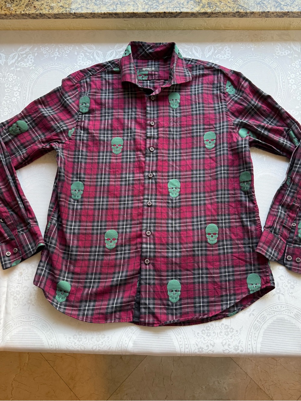 Rule 18 By Bobby Jones Men's L Burgundy Tartan Plaid Button-Up Shirt Green Skull